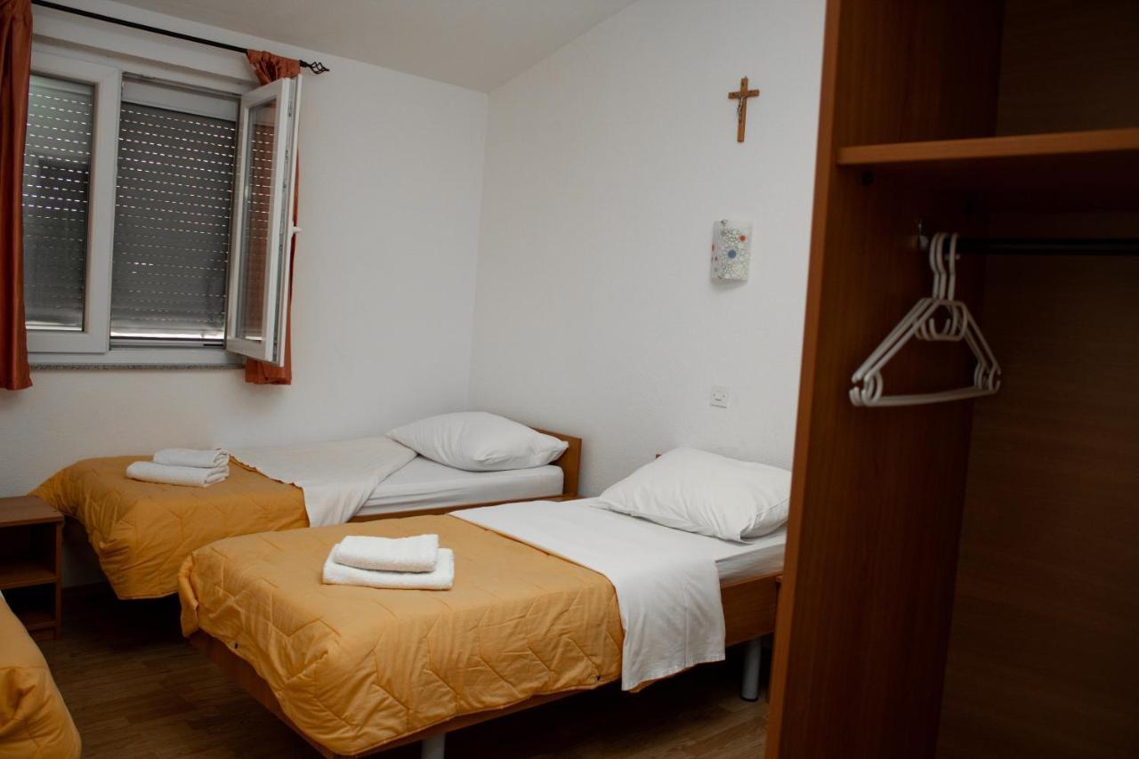 Hotel Pansion Milena Međugorje Esterno foto